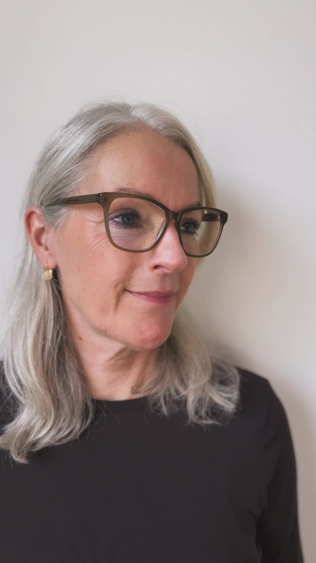 LAUST - Olive - GOOD LOOK